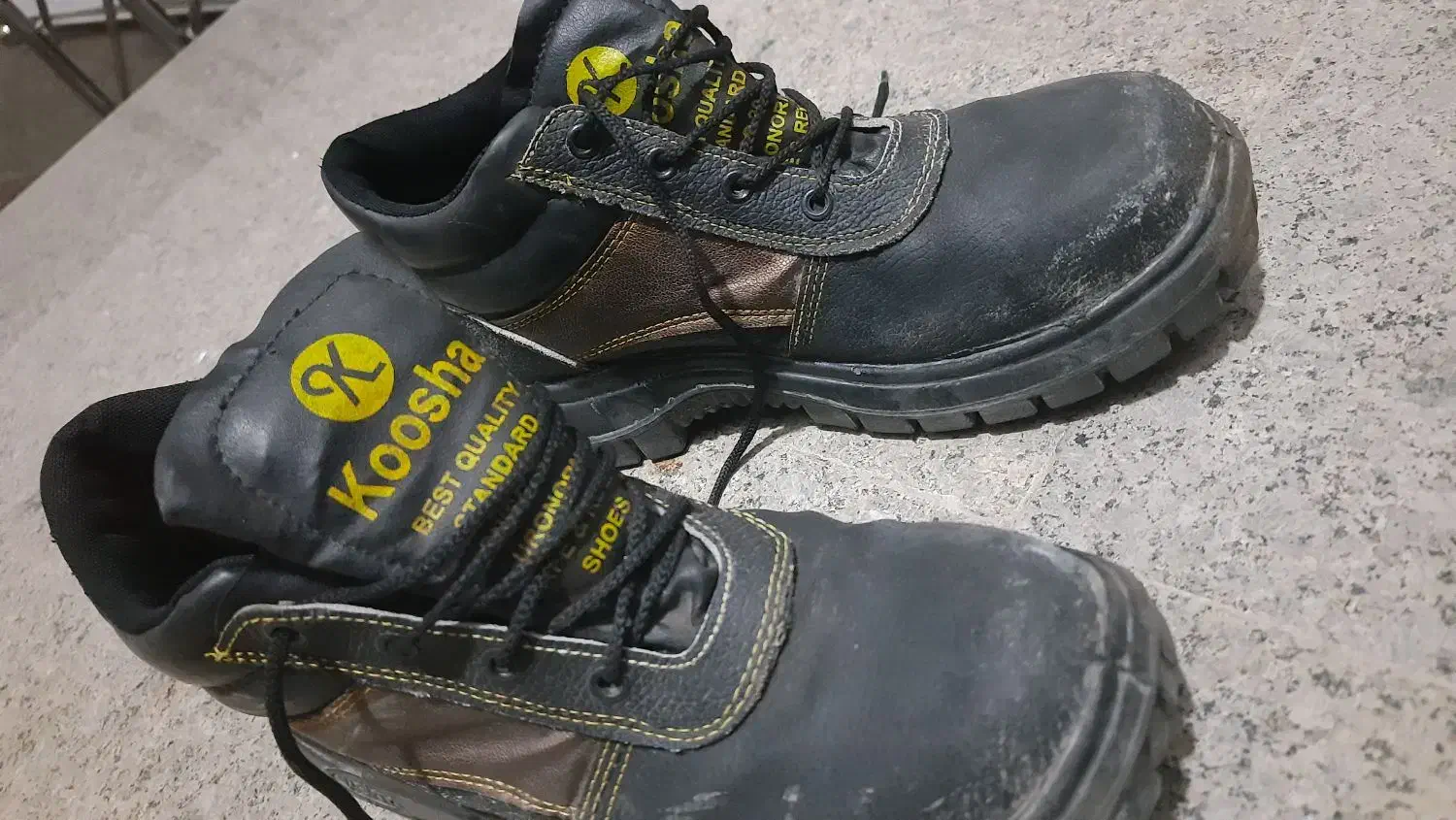 کفش مخصوص کار به شدت سفت و محکم|کیف، کفش، کمربند|شهرکرد, |دیوار