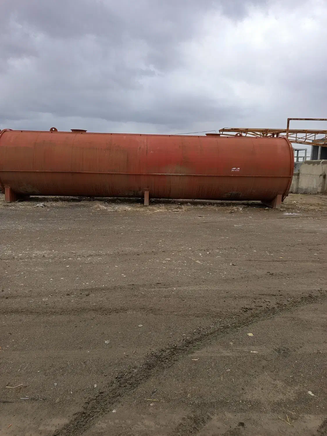 تانکر 75هزار|عمده‌فروشی|همدان, |دیوار