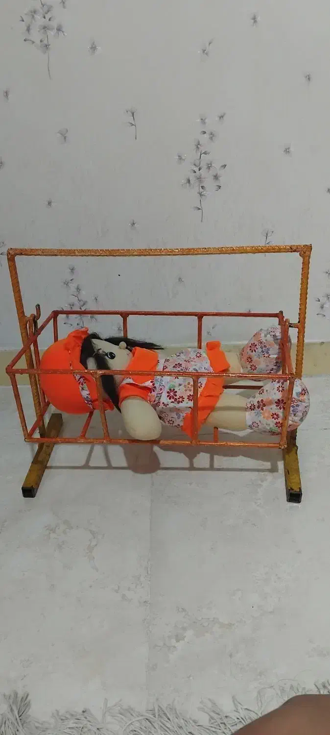 گهواره شیشه و ظروف شیشه‌ای|ظروف نگهدارنده، پلاستیکی، یک‌بارمصرف|کازرون, |دیوار