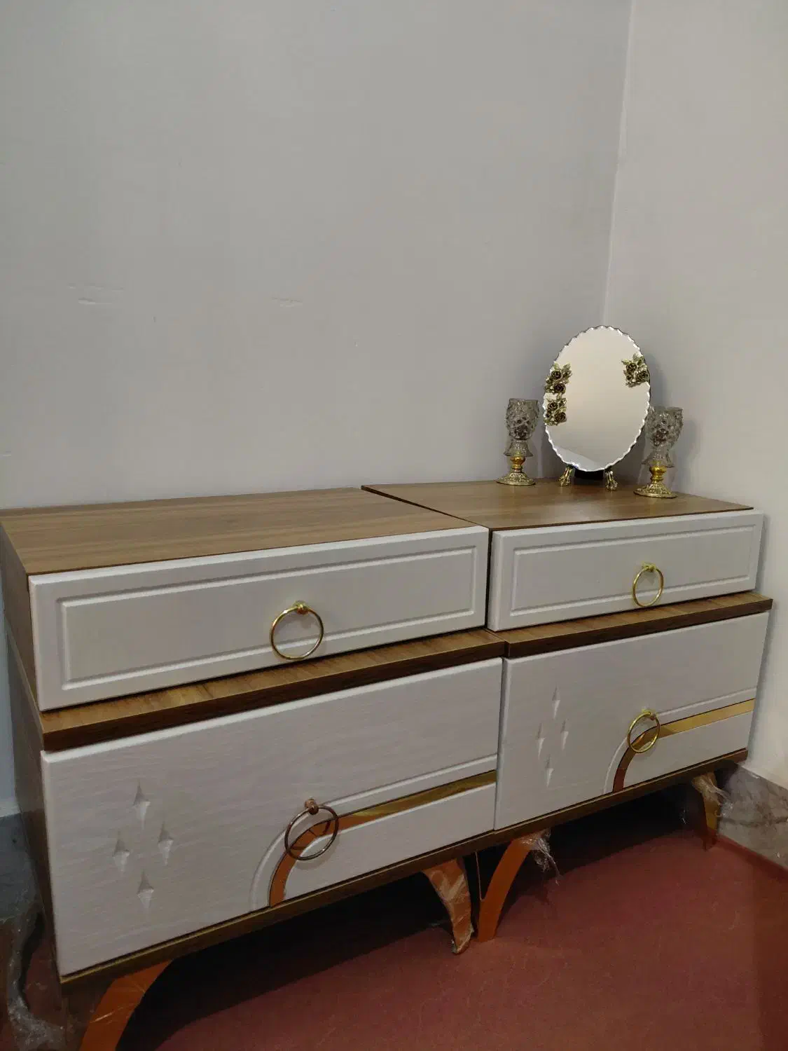 تخت خواب|تشک تختخواب|اقبالیه, |دیوار