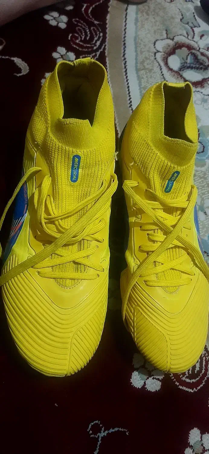 کفش ورزشی فوتبالی یاس تبریز|کیف، کفش، کمربند|اصفهان, گرکان|دیوار