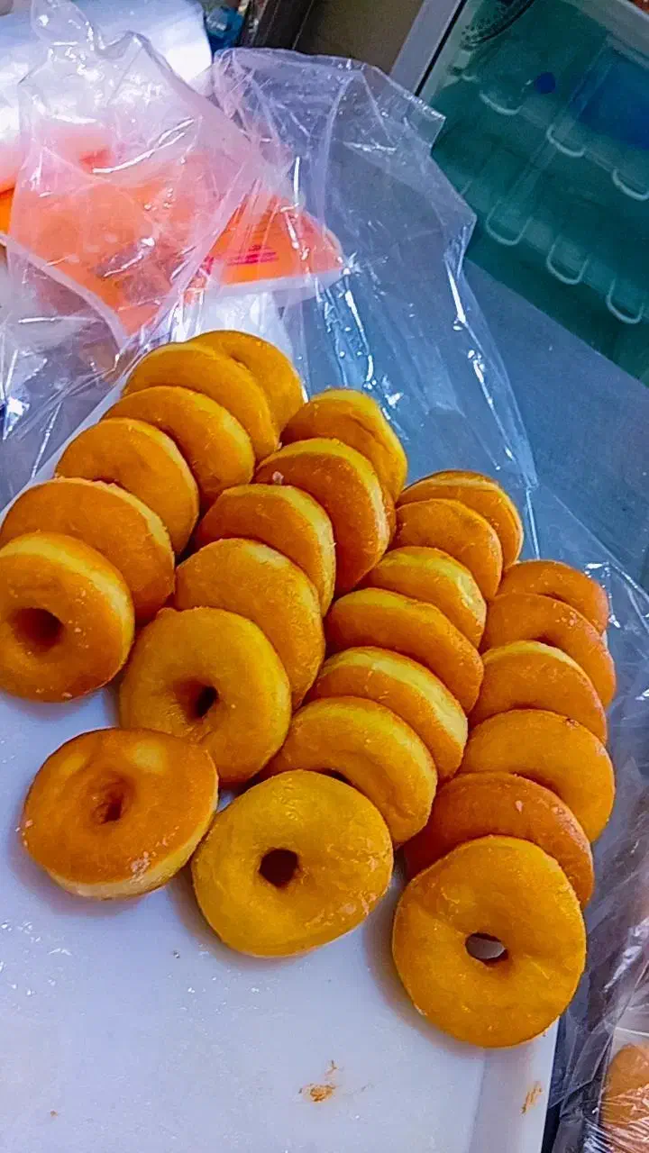 دونات خانگی.شکلاتی و ساده|خدمات پذیرایی، مراسم|فلاورجان, |دیوار