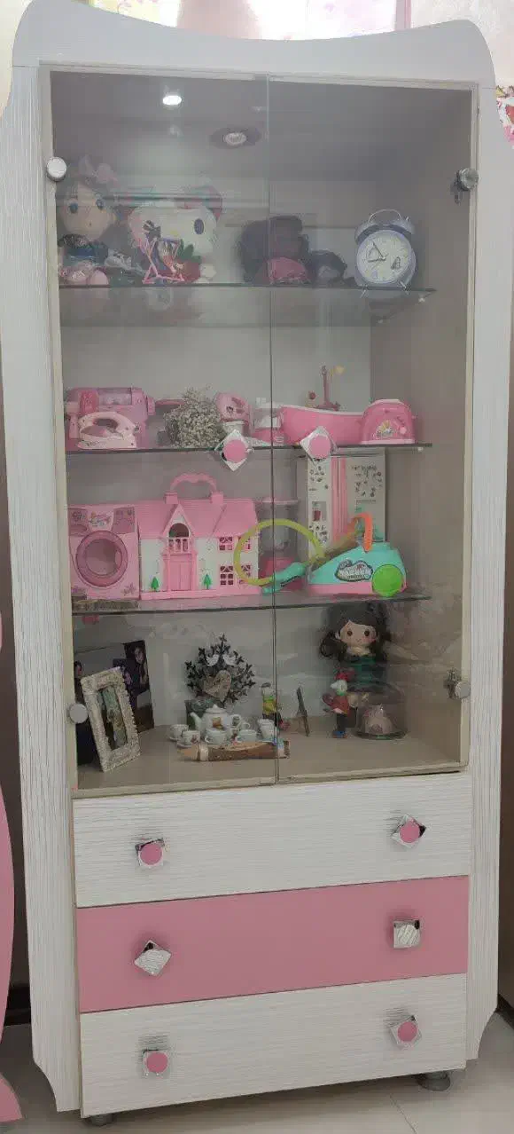 کمد زیبای دخترانه|اسباب و اثاث بچه|مشهد, سرافرازان|دیوار