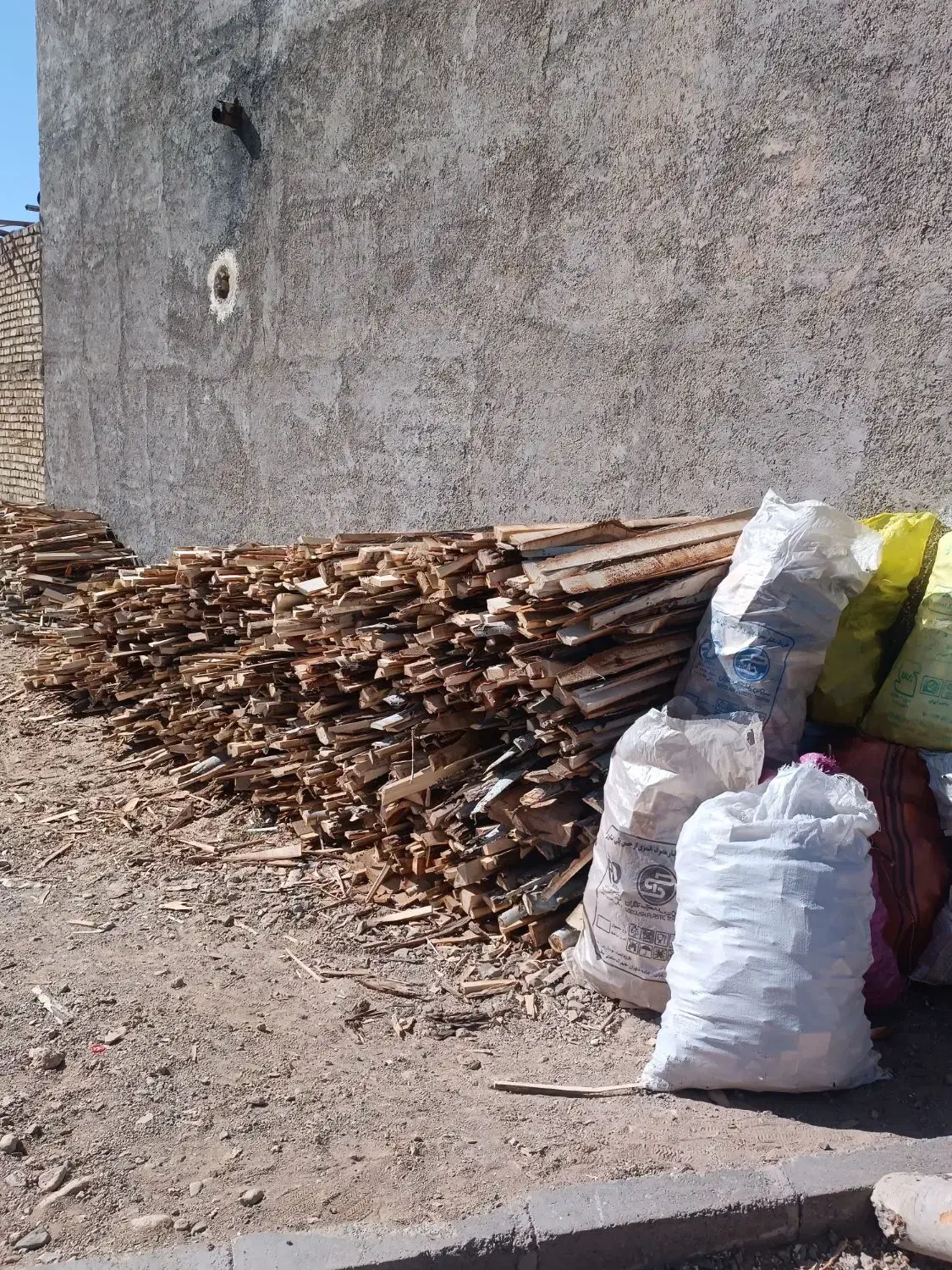 ضایعات چوب هیزم|عمدهفروشی|خرمدره, |دیوار