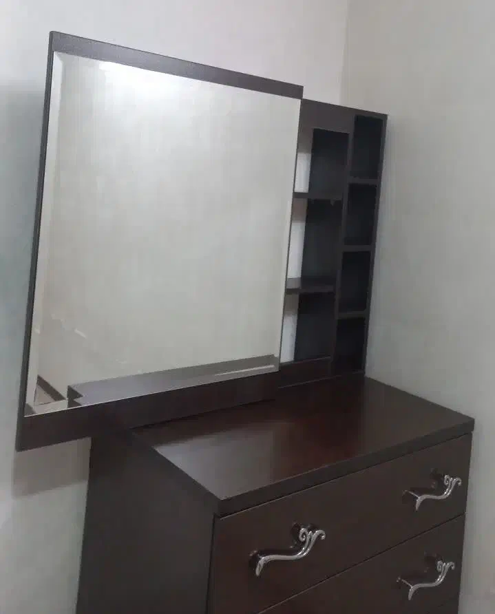 دراور ۴ کشو با آینه ریلی|جاکفشی، کمد، دراور|کاشان, امیرکبیر|دیوار