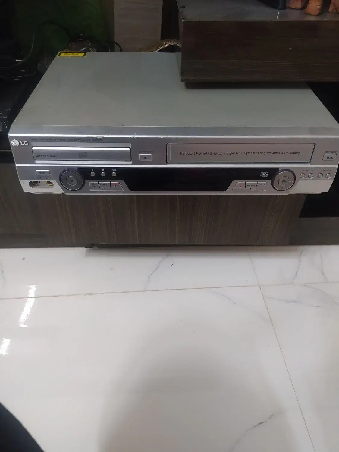 ویدیو الجی|پخشکننده DVD و ویدیو|بروجرد, |دیوار