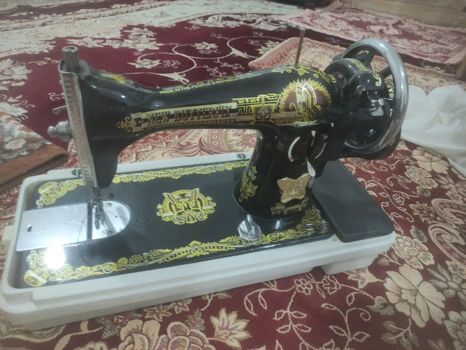 چرخ خیاطی قدیمی و اصل|چرخ خیاطی و ریسندگی|مرند, |دیوار