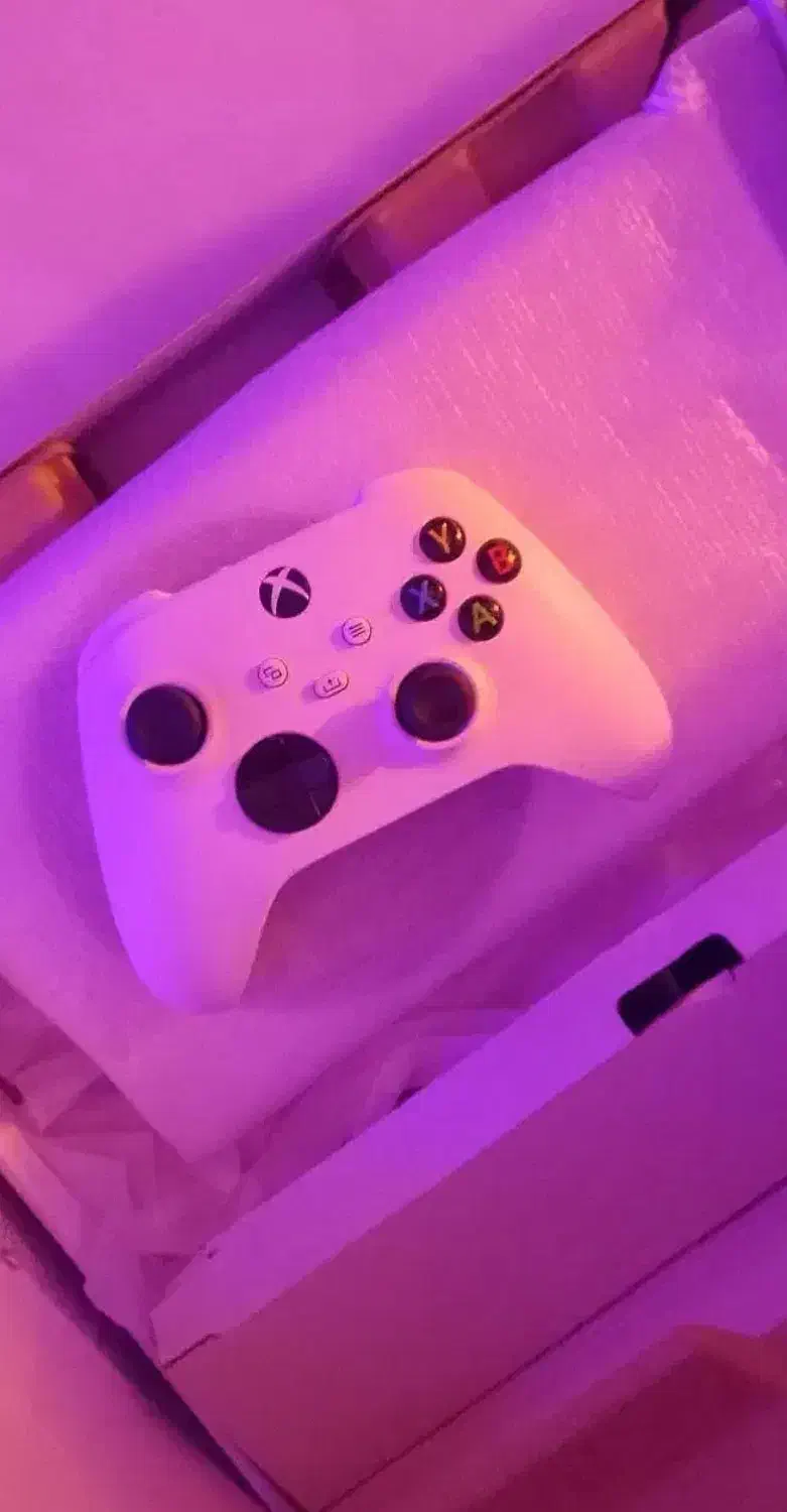 Xbox series s ایکس باکس سری اس کم کار|کنسول، بازی ویدئویی و آنلاین|اسلام‌شهر, شهرک الهیه|دیوار