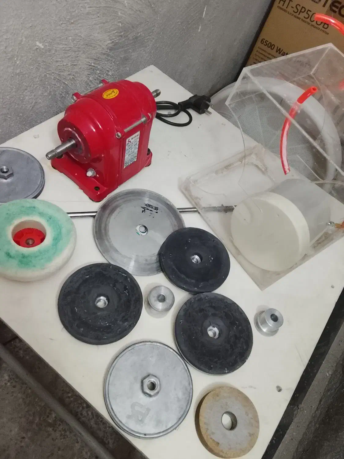 دستگاه گوهر تراشی همراه میز و وسایل|ابزارآلات|پردیس, فاز ۱|دیوار