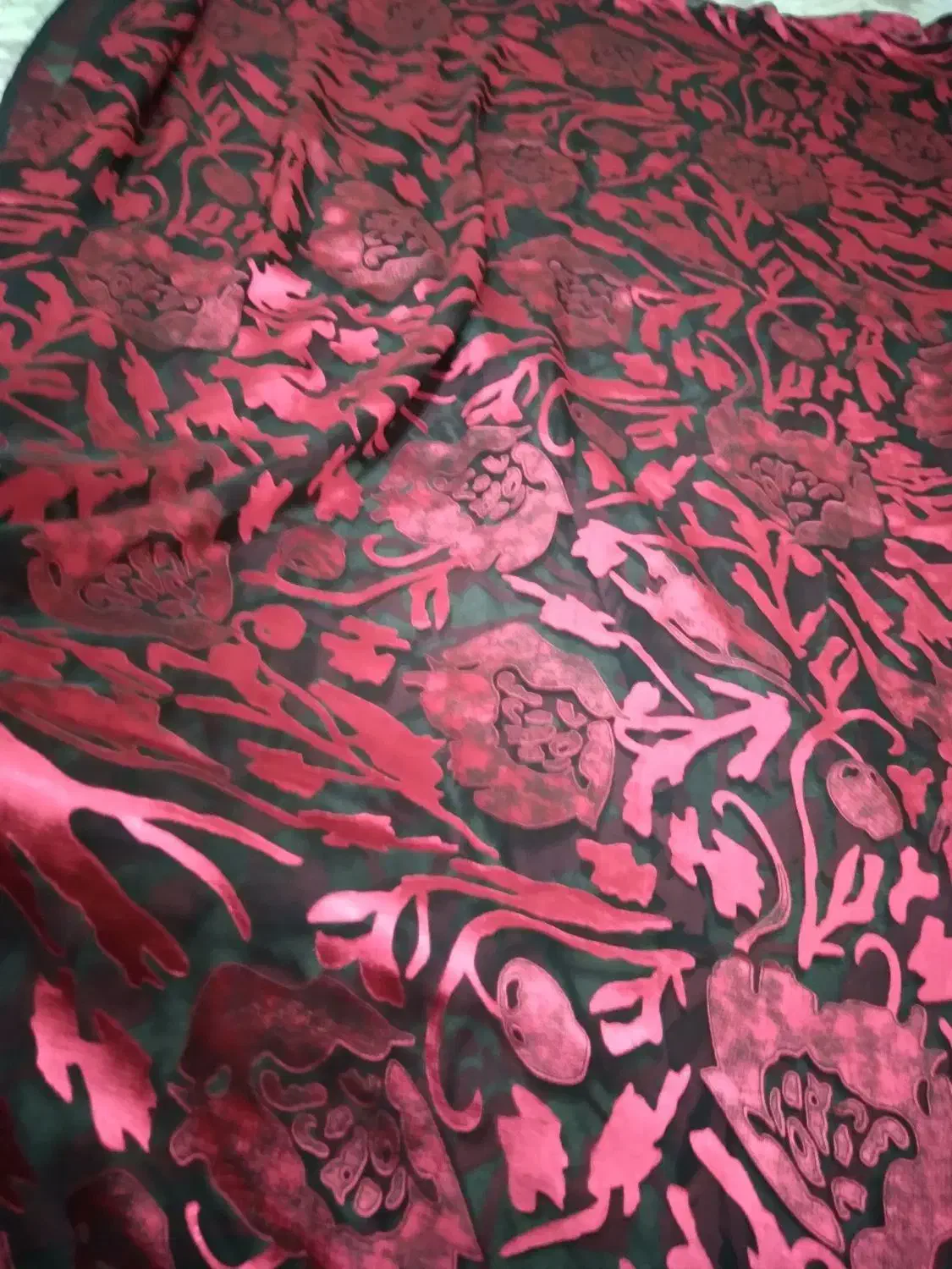 یک قواره کراس|لباس|جوانرود, |دیوار