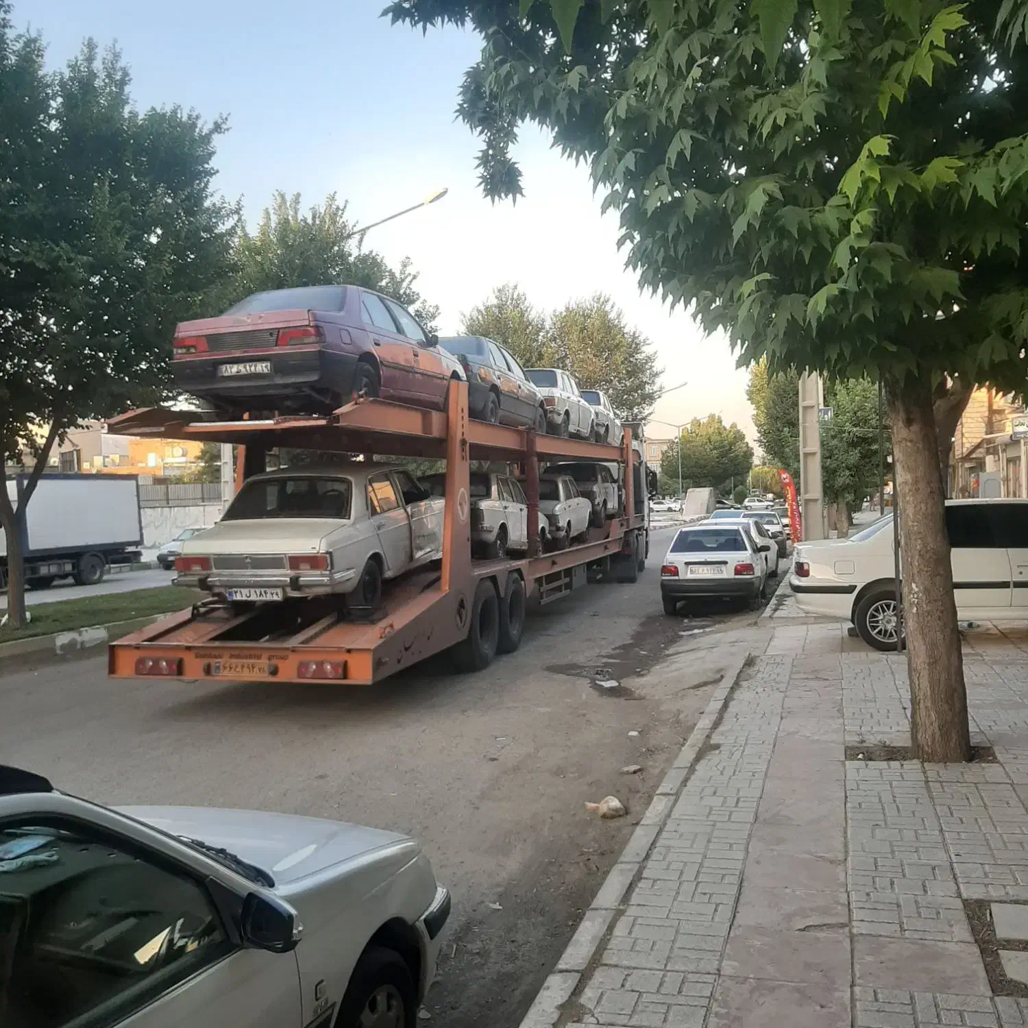 خودرو فرسوده وتحویلی|خودرو سواری و وانت|کرمانشاه, |دیوار