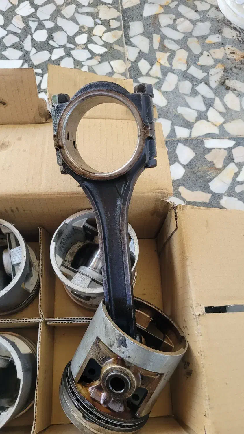 پیستون و اویل پمپ پاترول اصل ۶ سیلندر|قطعات یدکی و لوازم جانبی|لاهیجان, لیل|دیوار