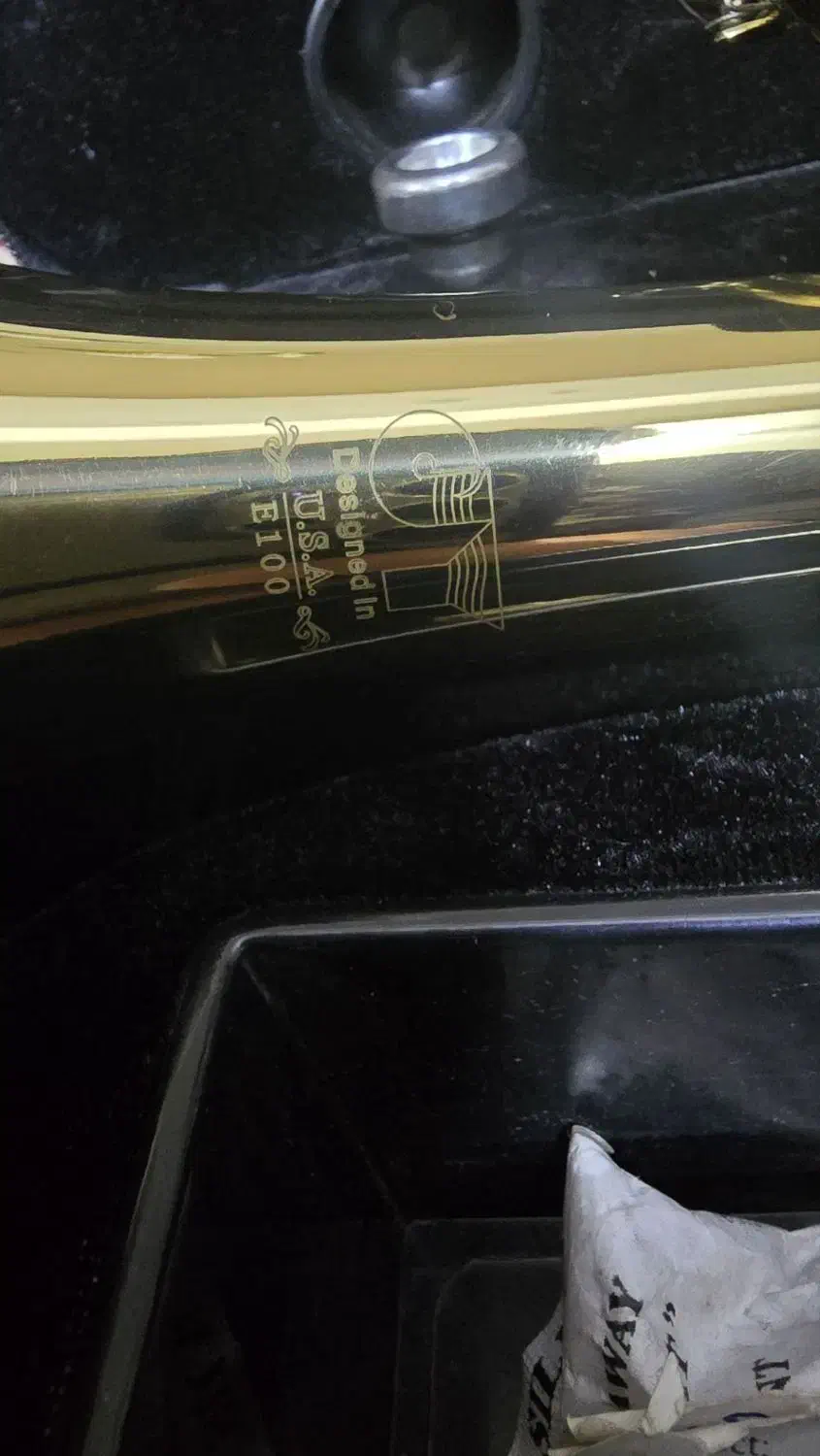 ساز|سازهای بادی|اصفهان, عباس‌آباد|دیوار