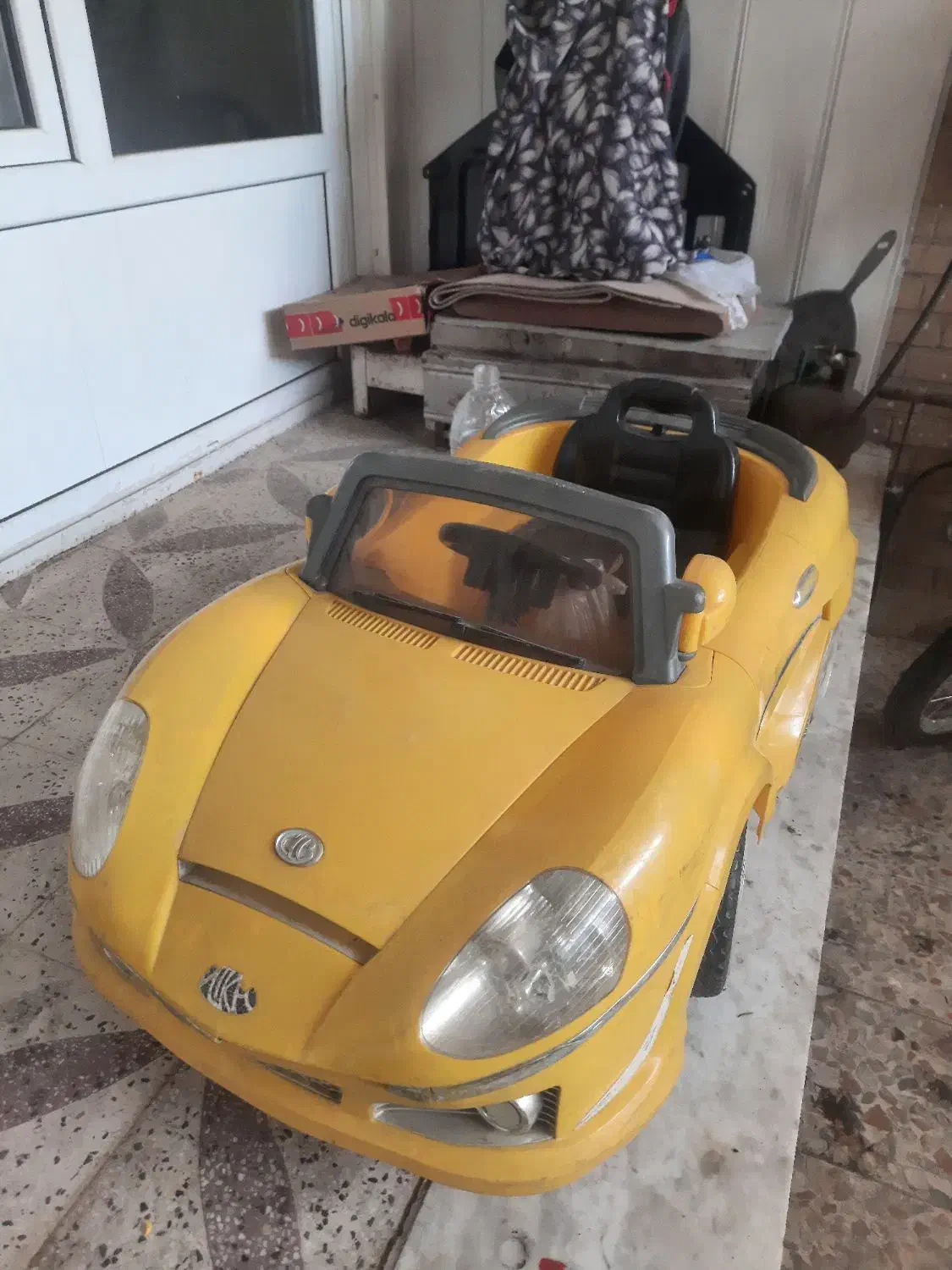 ماشین برقی ۶ ولت با کنترل راه دور|اسباب‌بازی بچه|دزفول, |دیوار