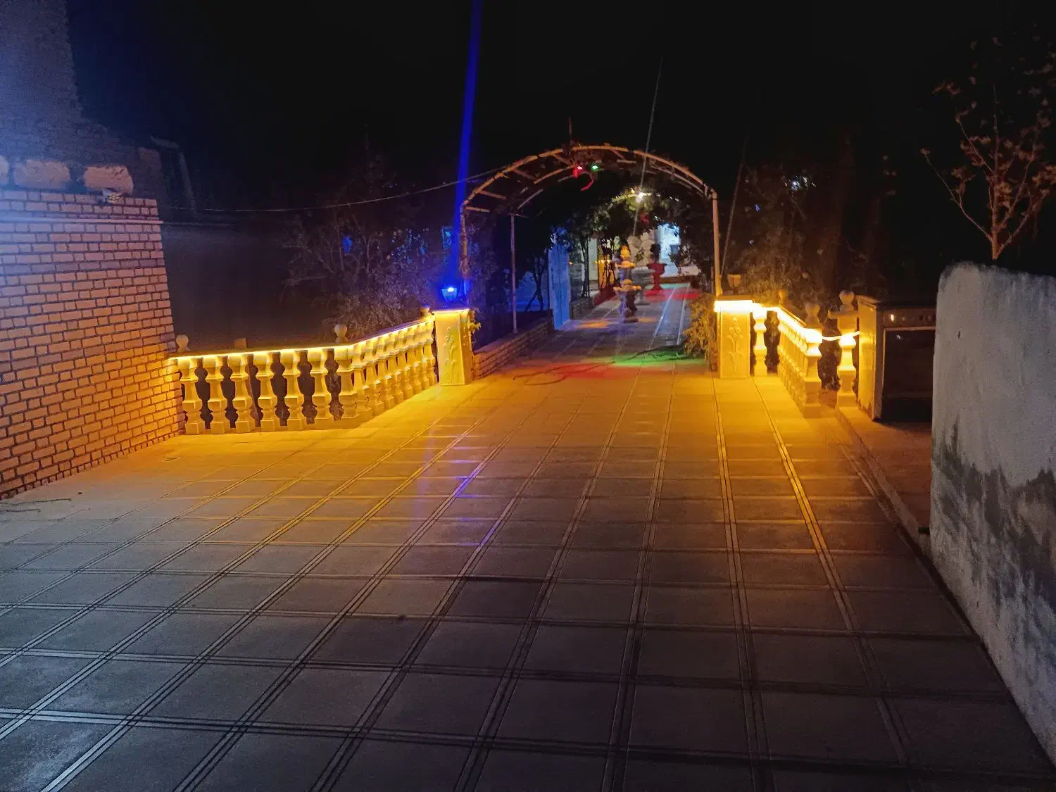 اجاره باغ ویلااستخردار|اجارهٔ کوتاه‌مدت ویلا و باغ|سبزوار, ابارش|دیوار