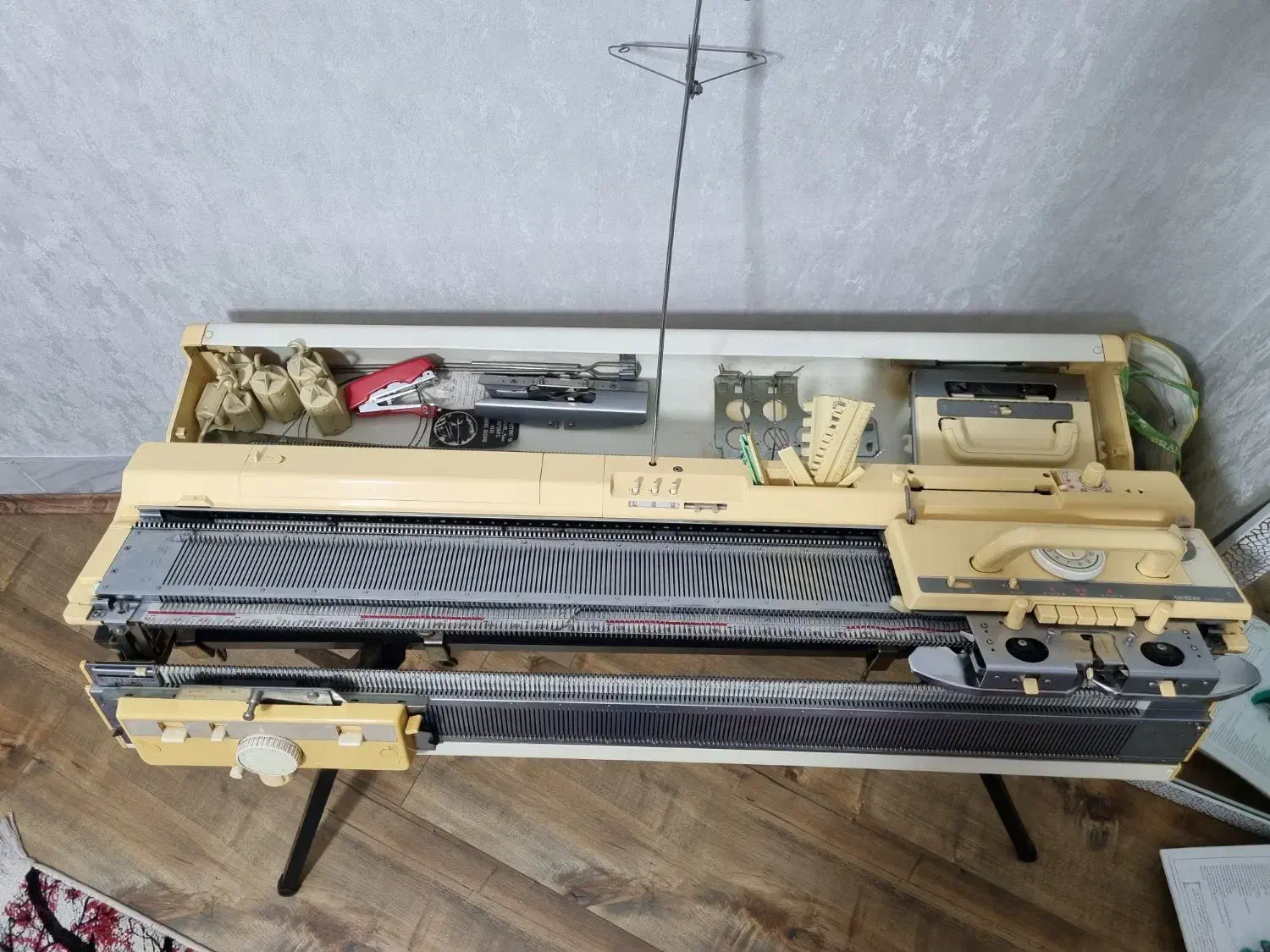 دستگاه بافتنی|لوازم خیاطی و بافتنی|آمل, |دیوار