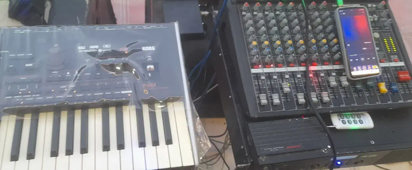 ارکستر گروه موسیقی موزیک زنده  خواننده نوازنده|خدمات پذیرایی، مراسم|همدان, |دیوار