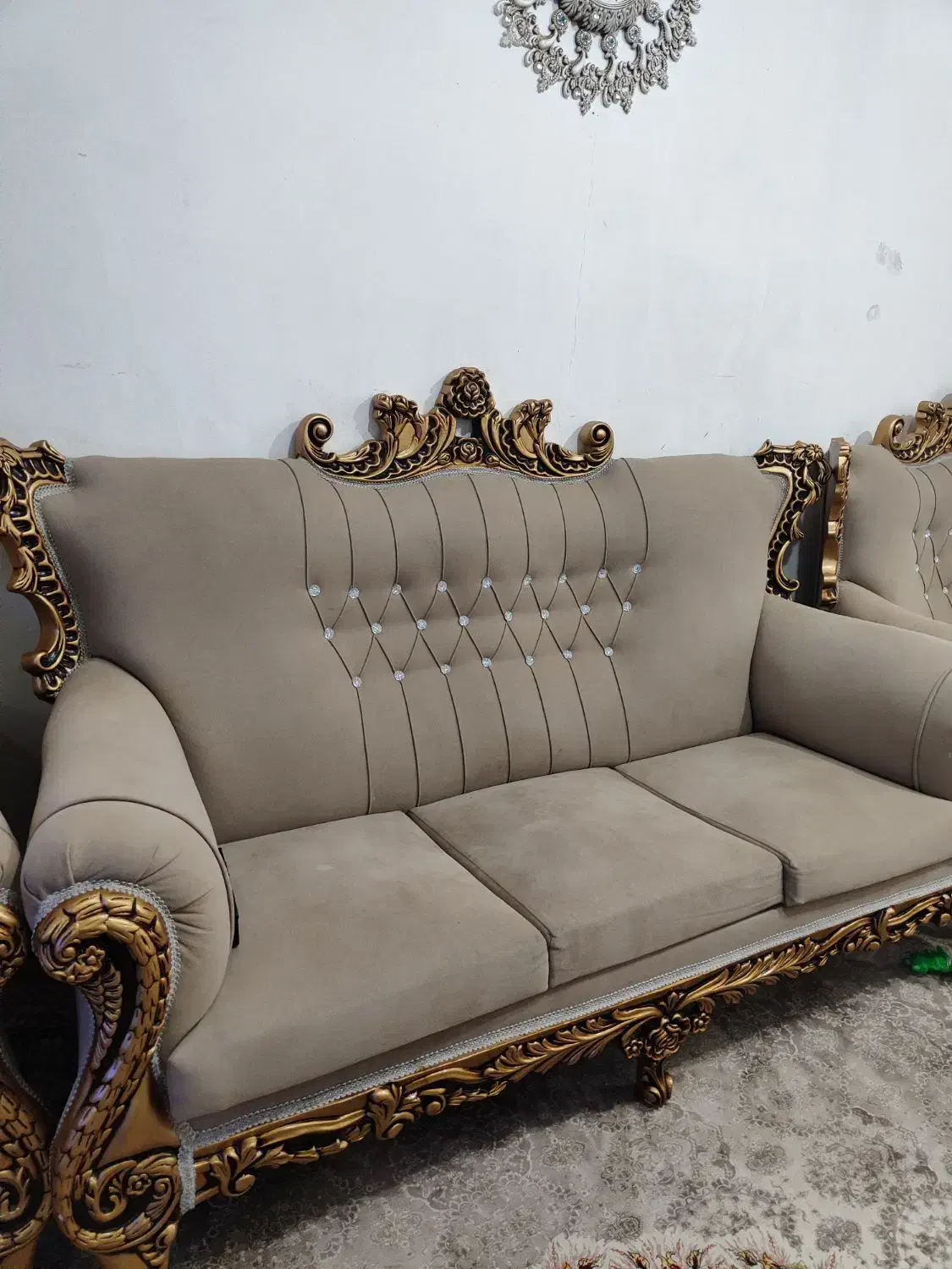 مبلمان در حد نو نشیمنگاه های همه سالم|مبلمان خانگی و میز عسلی|قشم, |دیوار