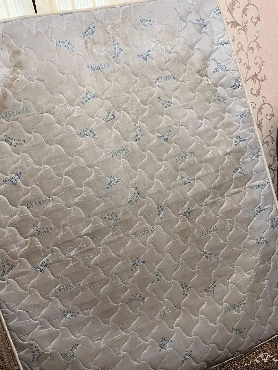 خوشخواب|تشک تختخواب|صدرا-فارس, فاز ۱|دیوار