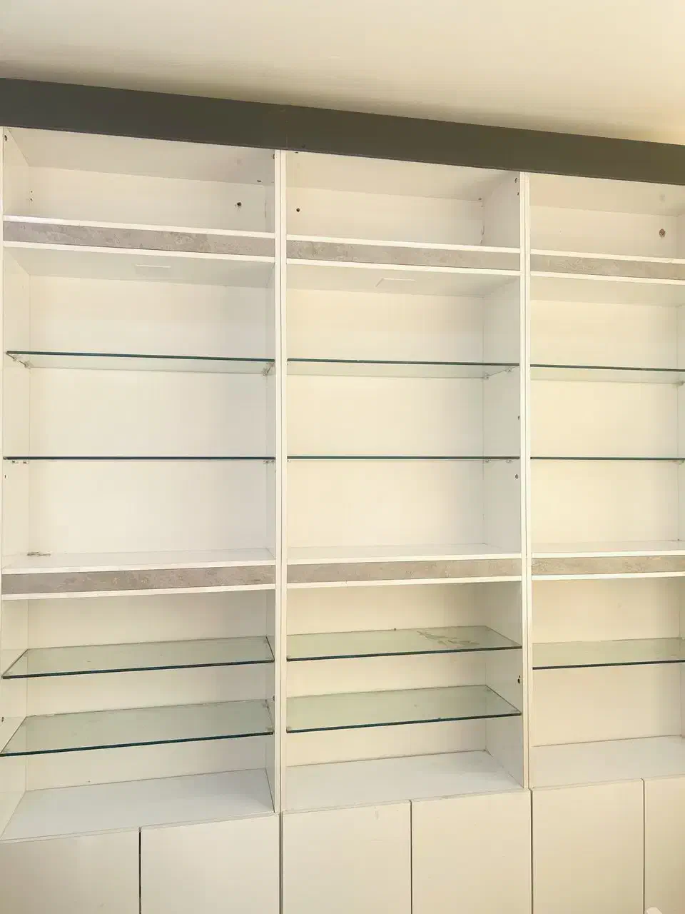 فروش فوری تعدادی قفسه فروشگاهی mdf|فروشگاه و مغازه|بندرعباس, |دیوار