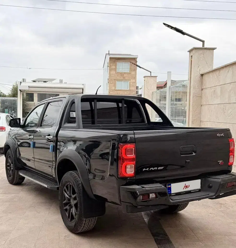 kmc t 8|خودرو سواری و وانت|عباسآباد, |دیوار