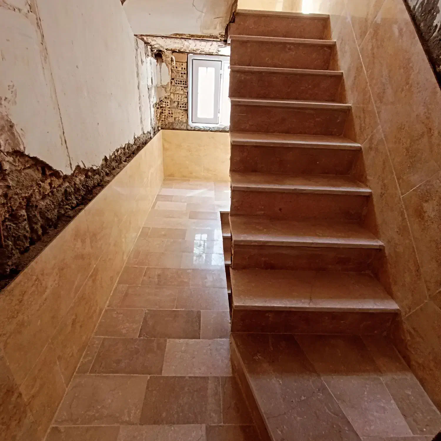 سنگ کاری .کاشی کاری.|خدمات پیشه و مهارت|رباطکریم, رباطکریم|دیوار