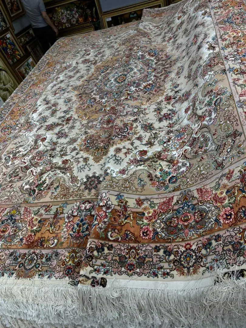 فرش جفت ۹متری دستباف تبریز ۶۰رج خطیبی ابریشم اقساط|فرش|تهران, شهرک چیتگر|دیوار