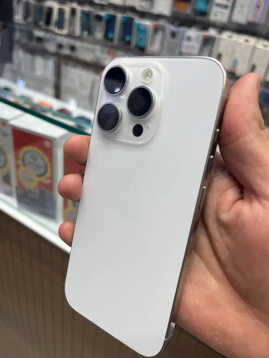 ایفون ۱۶ پرو (نقد و اقساط)|موبایل|کرمان, |دیوار