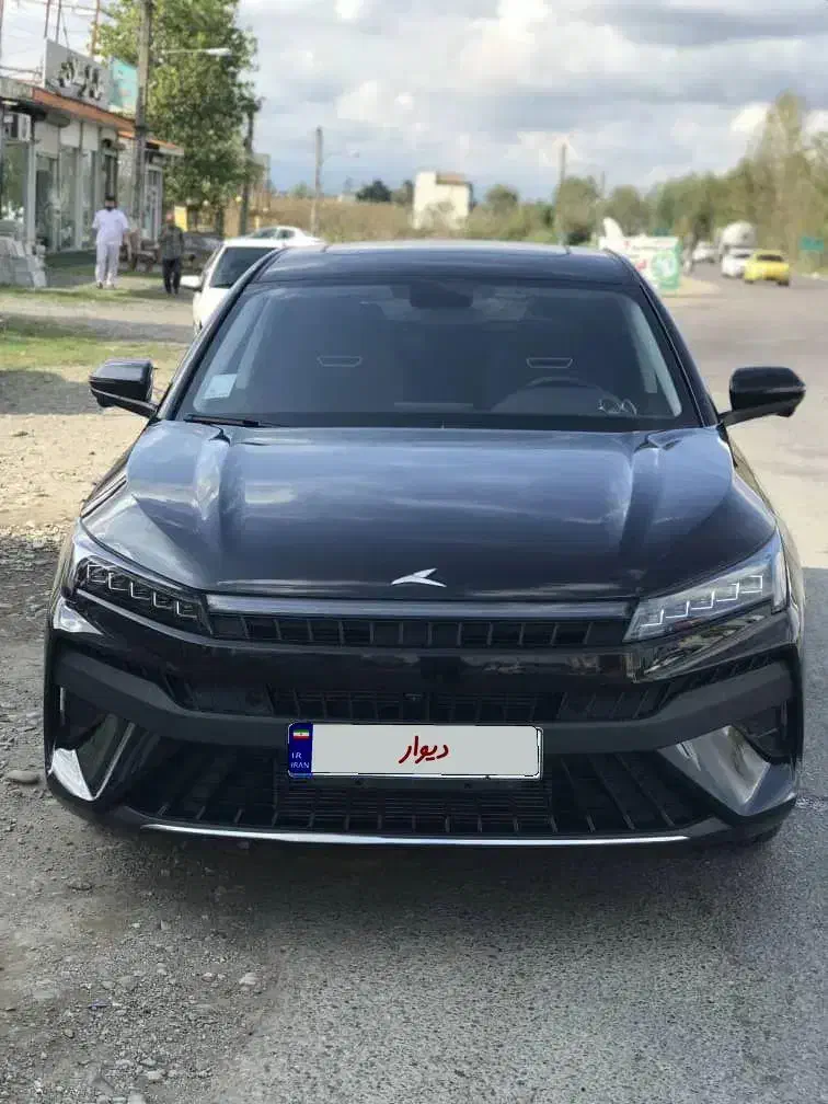 کی ام سی|خودرو سواری و وانت|صومعهسرا, |دیوار