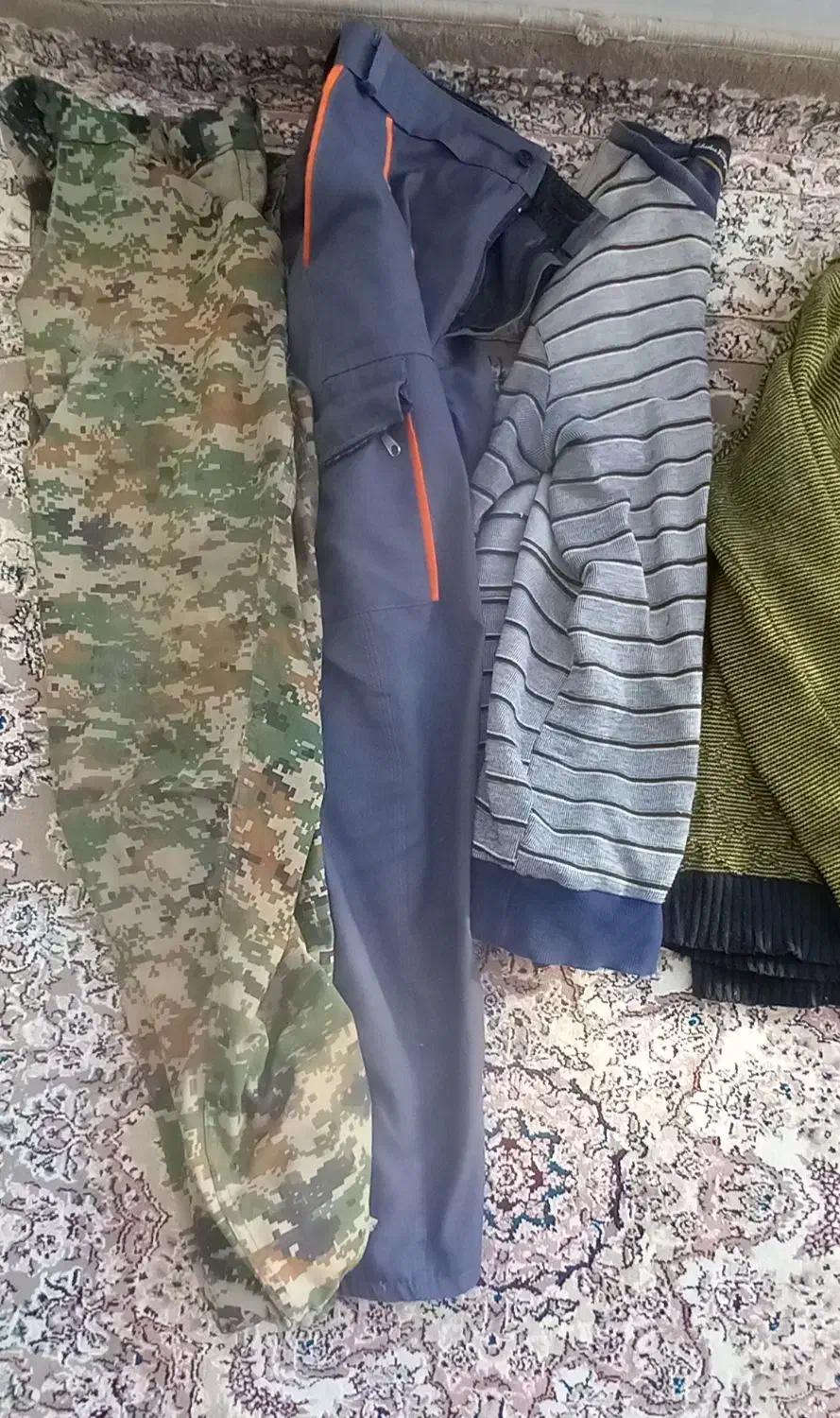 تعدادی لباس کار مردانه|لباس|اردبیل, |دیوار