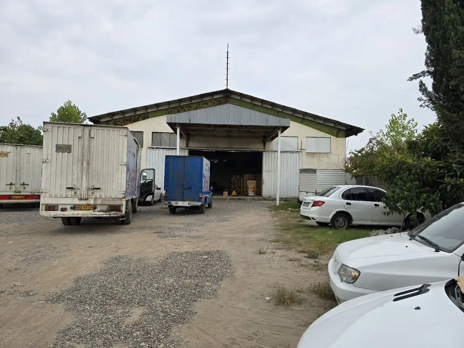 اجاره سوله ۱۵۰۰ متری در جاده تهران|اجارهٔ دفتر صنعتی، کشاورزی، تجاری|رشت, لاکان|دیوار