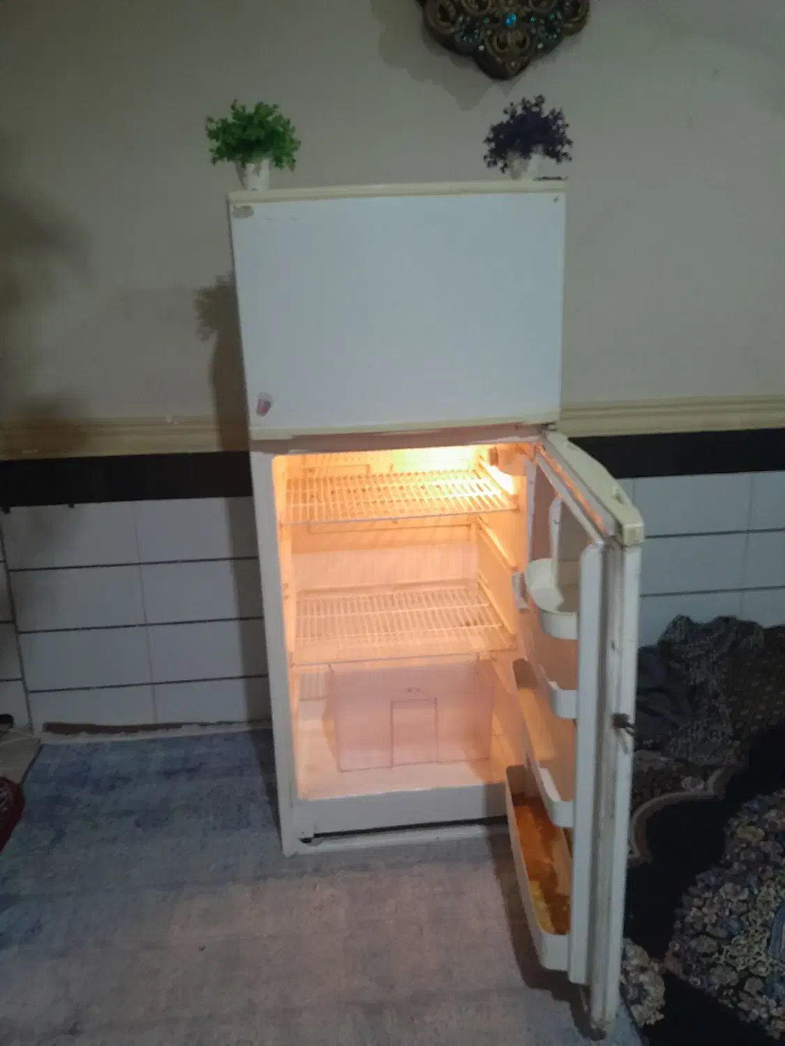 یخچال فریز تمام فابریک ۱ماه زمانت به مشتری میدم|یخچال و فریزر|اهواز, فتح|دیوار