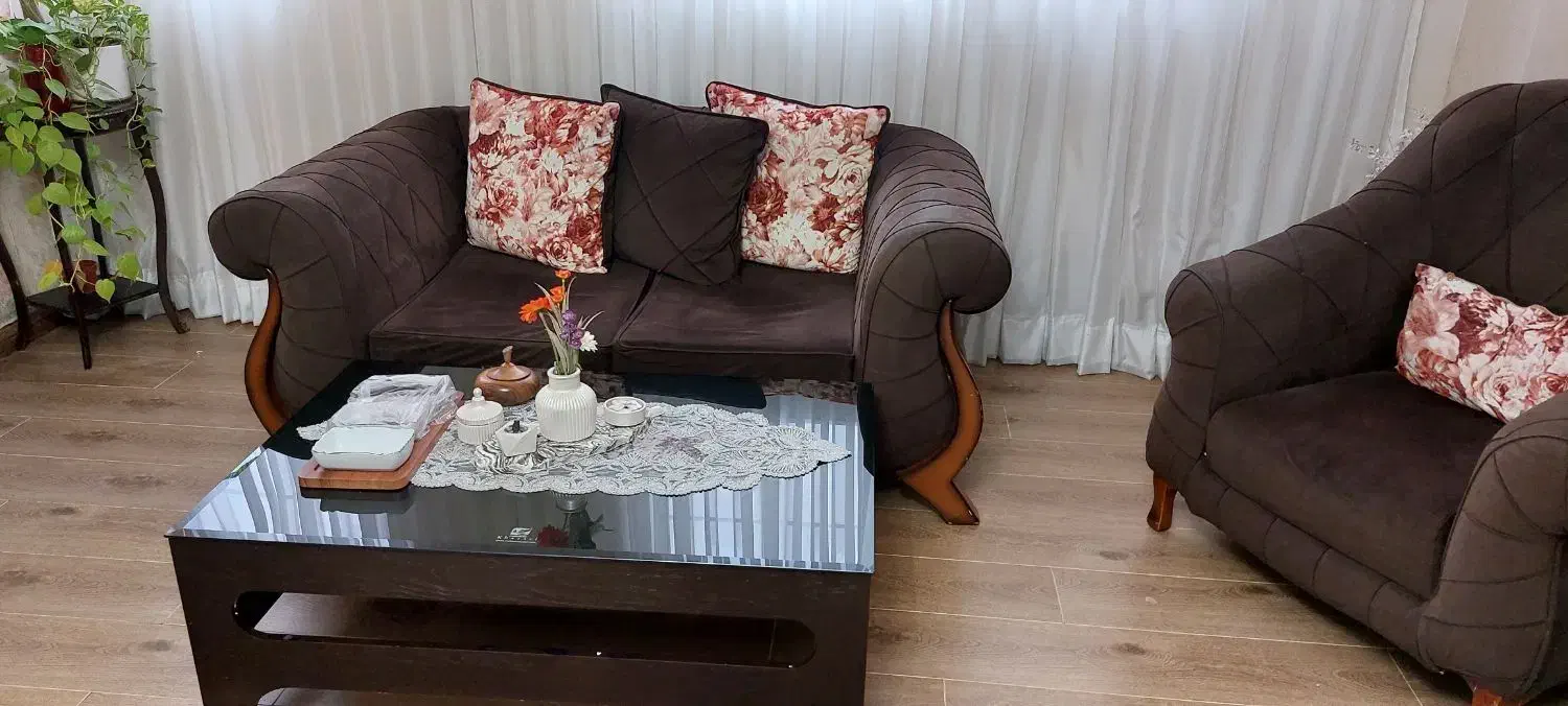 مبل چستر ۷ نفره|مبلمان خانگی و میز عسلی|لاهیجان, گلستان|دیوار