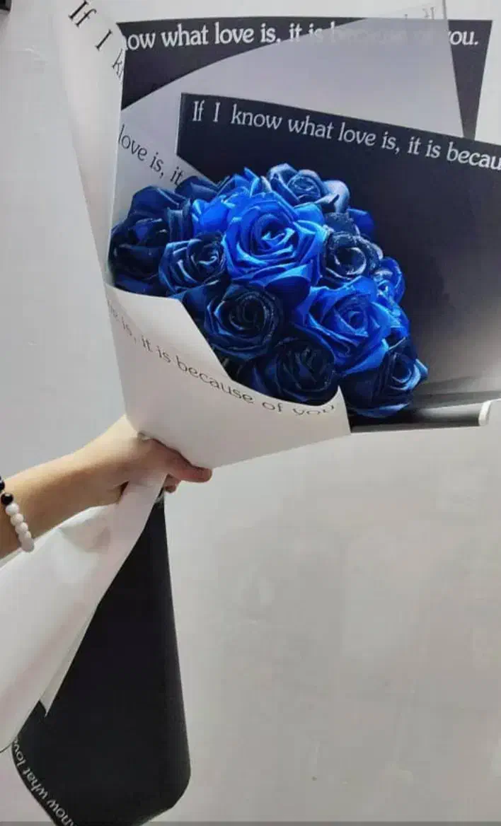 دسته گل رز|صنایع دستی و سایر لوازم تزئینی|ری, فیروزآبادی|دیوار