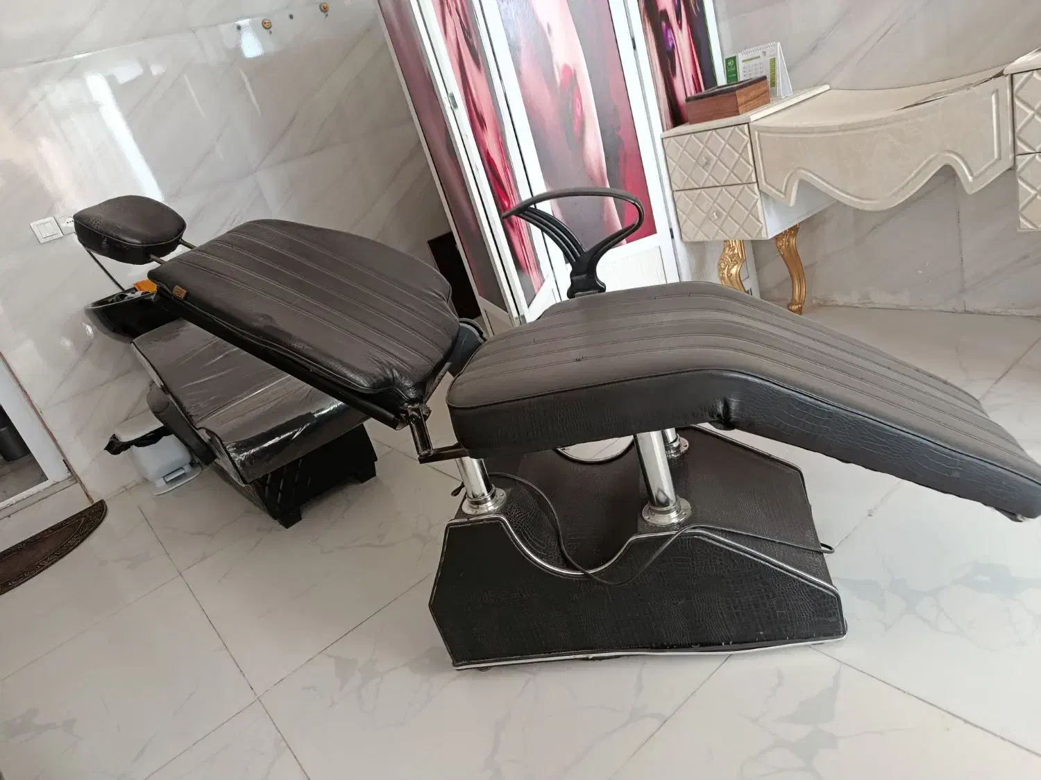 صندلی اصلاح|آرایشگاه و سالنهای زیبایی|شریفآباد, |دیوار