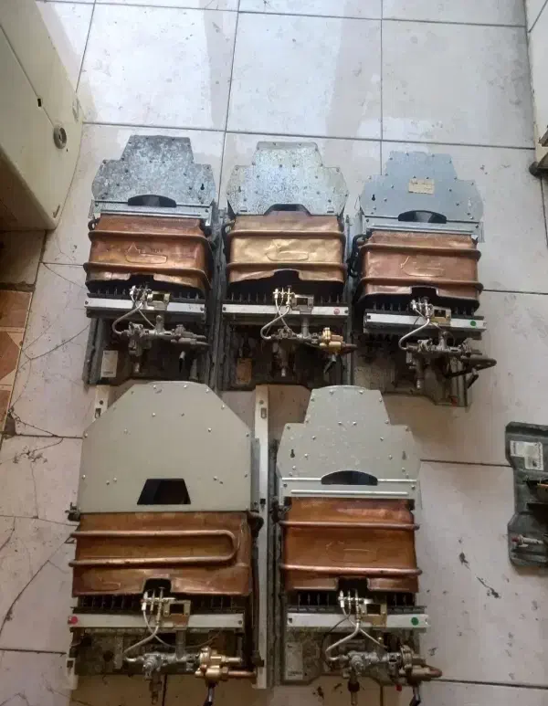 خرید وفروش ابگرمکن دست دوم وخراب با قیمت مناسب|آبگرمکن، پکیج، شوفاژ|اهواز, پادادشهر|دیوار