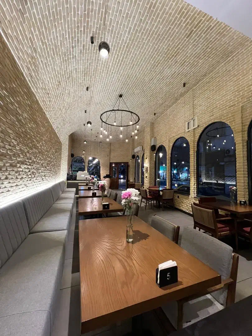 ظرفشور و خدماتی|استخدام خدمات فروشگاه و رستوران|تهران, فلسطین (میدان انقلاب)|دیوار