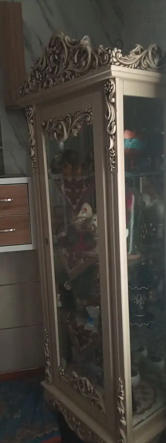 بوفه در حد نو|بوفه، ویترین، کنسول|زرند, |دیوار