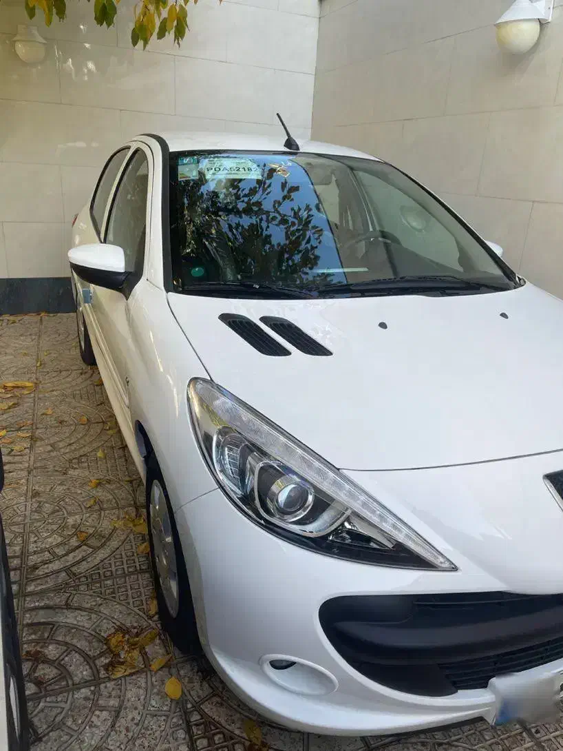 پژو207 تیو3 مدل 402برج 10 خشک 6 تاکار گارانتی فعال|خودرو سواری و وانت|سراب, |دیوار