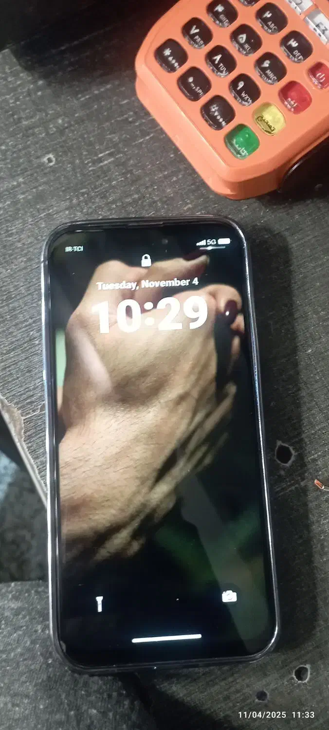 ایفون|موبایل|شاهینشهر, فدک|دیوار