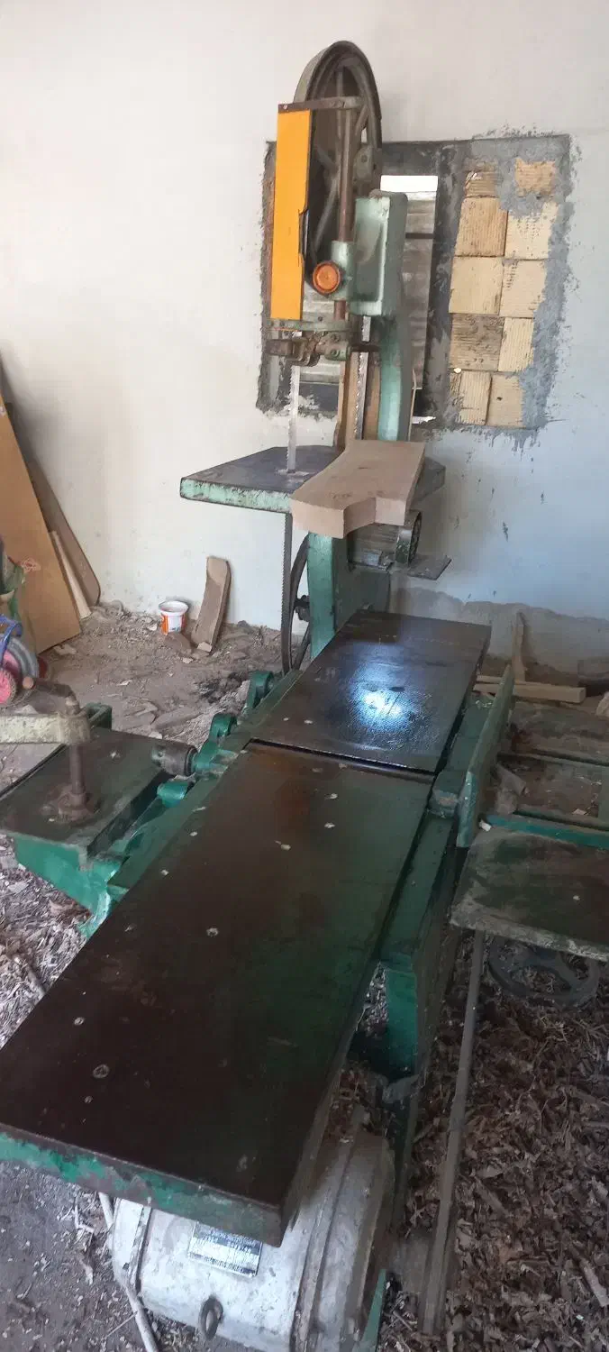 اره فلکه|ماشین‌آلات صنعتی|گهواره, |دیوار