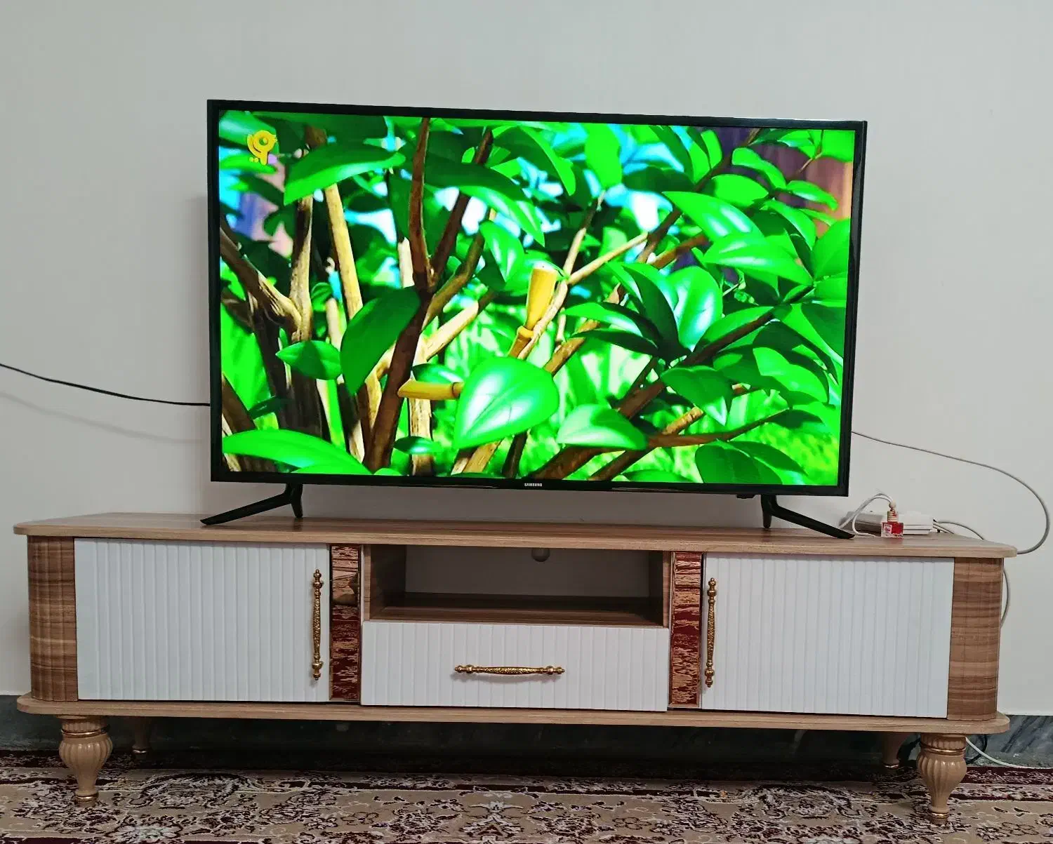 اینه کنسول میز تلوزیون|میز تلویزیون|اسلامآباد غرب, |دیوار