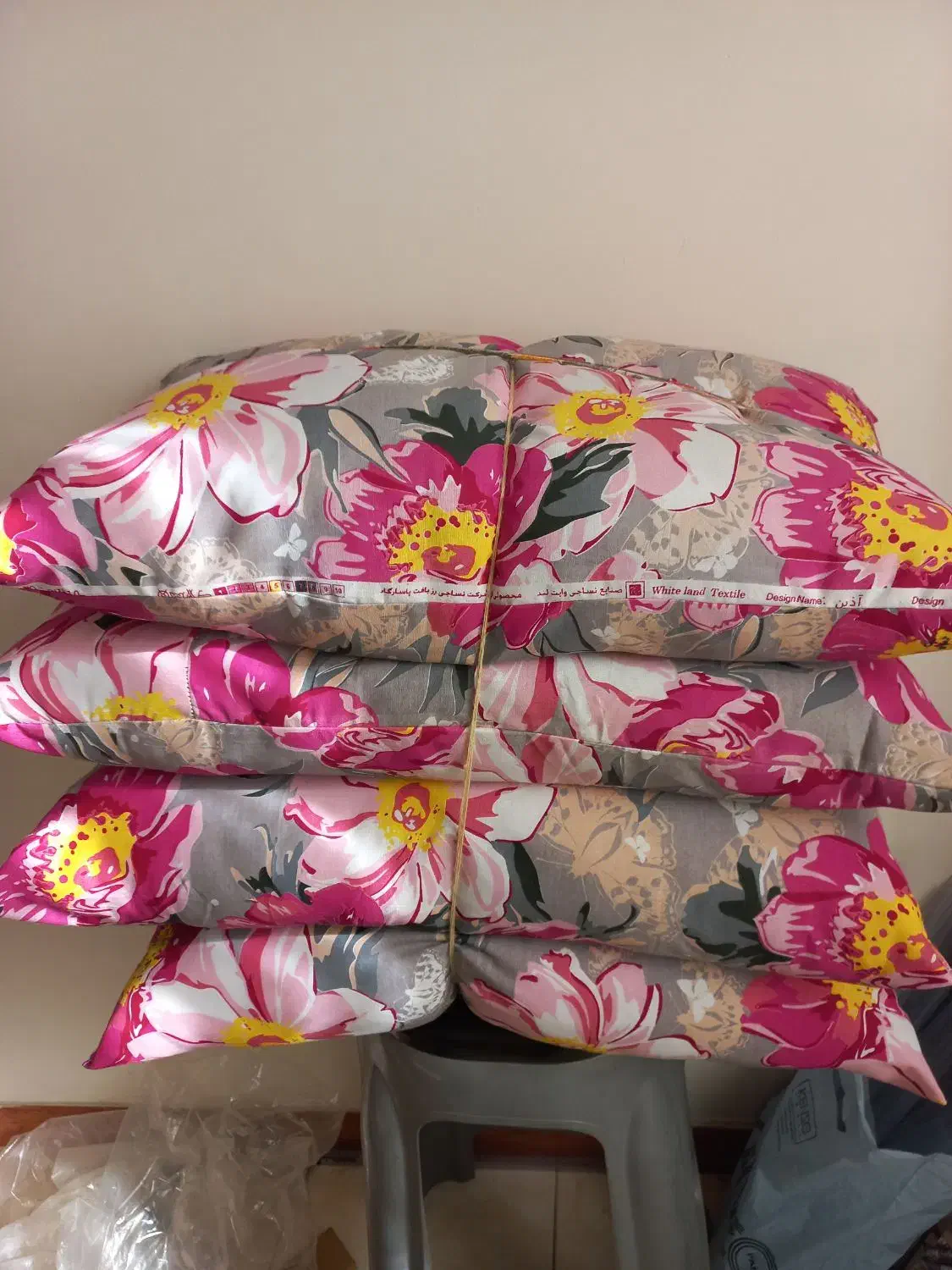 متکا وبالش|رختخواب، بالش، پتو|شهریار, شهریار|دیوار