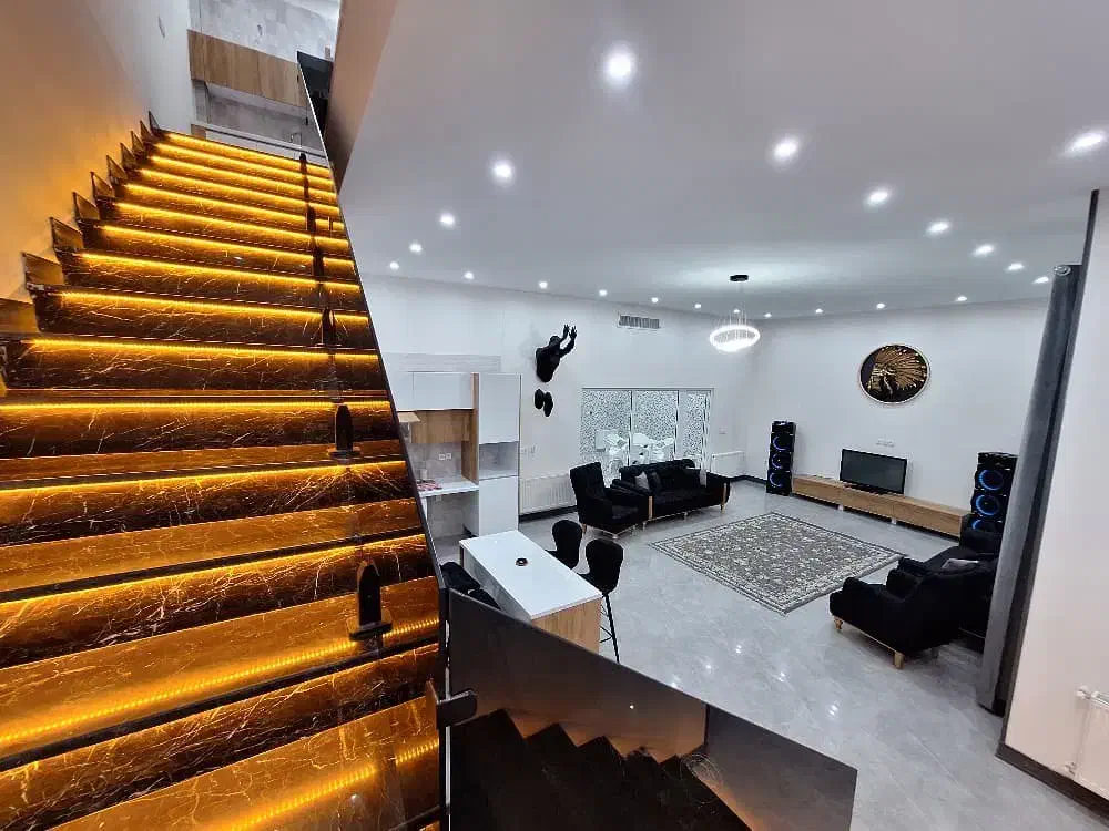 ویلا استخردار|اجارهٔ کوتاه‌مدت ویلا و باغ|سرخه حصار, |دیوار