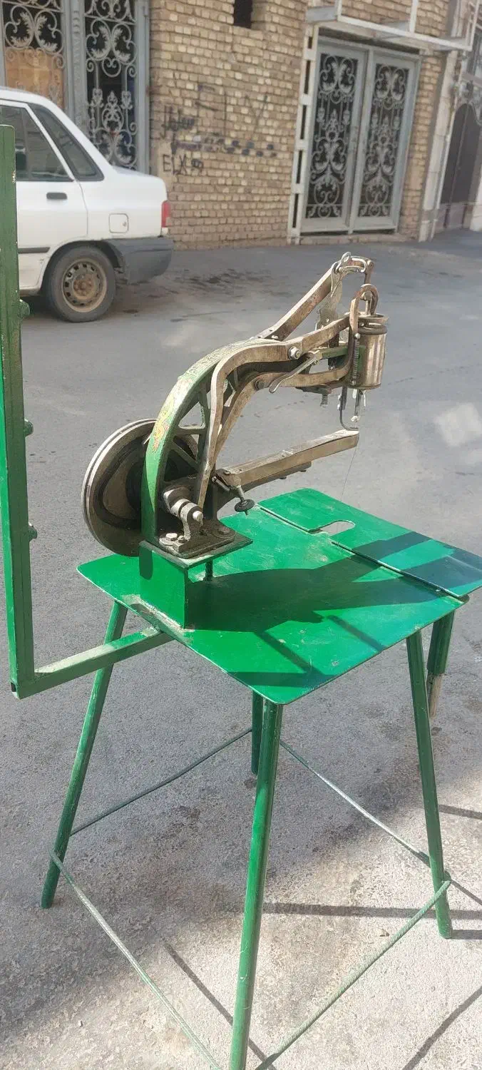 چرخ خیاطی کفشدوزی وچرم دوزی|چرخ خیاطی و ریسندگی|مرند, |دیوار