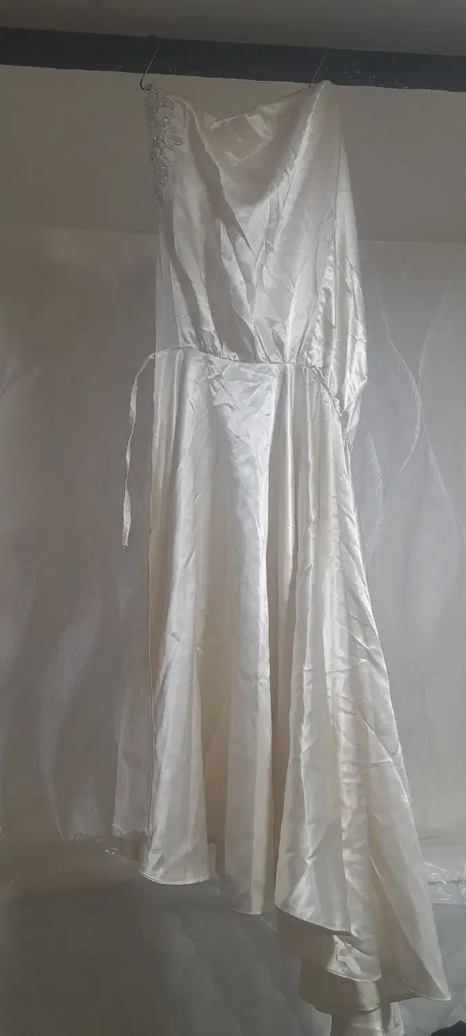 فرو فوری لباس عروس ۳ عدد بایک عدد شنل حجاب عروس،نو|لباس|نجفآباد, ویلاشهر|دیوار