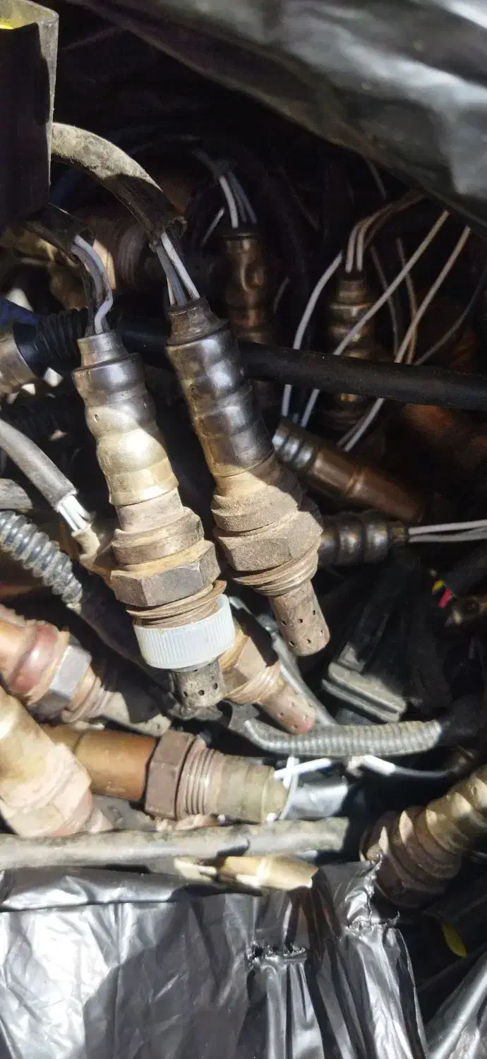 خریدوفروش سنسوراکسیژن سوخته وضایعاتی|خدمات موتور و ماشین|اراک, |دیوار