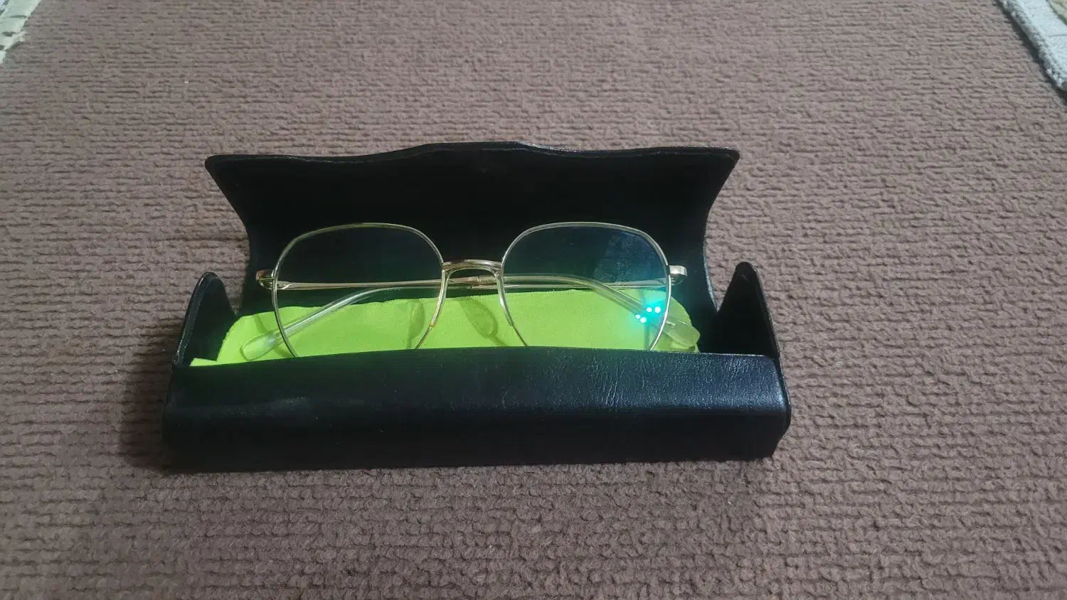 عینک|زیورآلات و اکسسوری|بندر انزلی, سوسر|دیوار