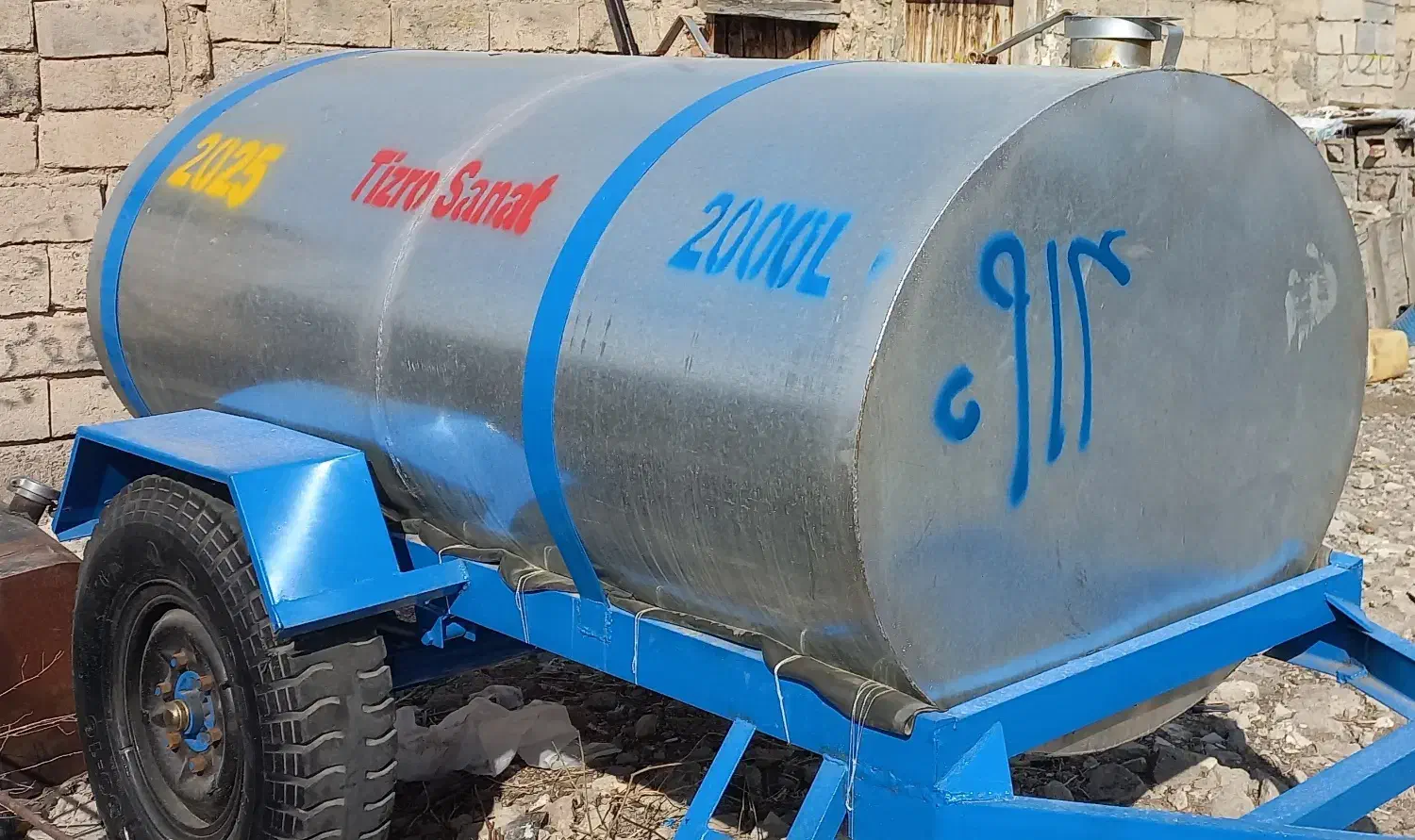 معاوضه فقط تانکر دو هزار با تانکر پلاستیکی|ماشینآلات صنعتی|مشگین شهر, |دیوار