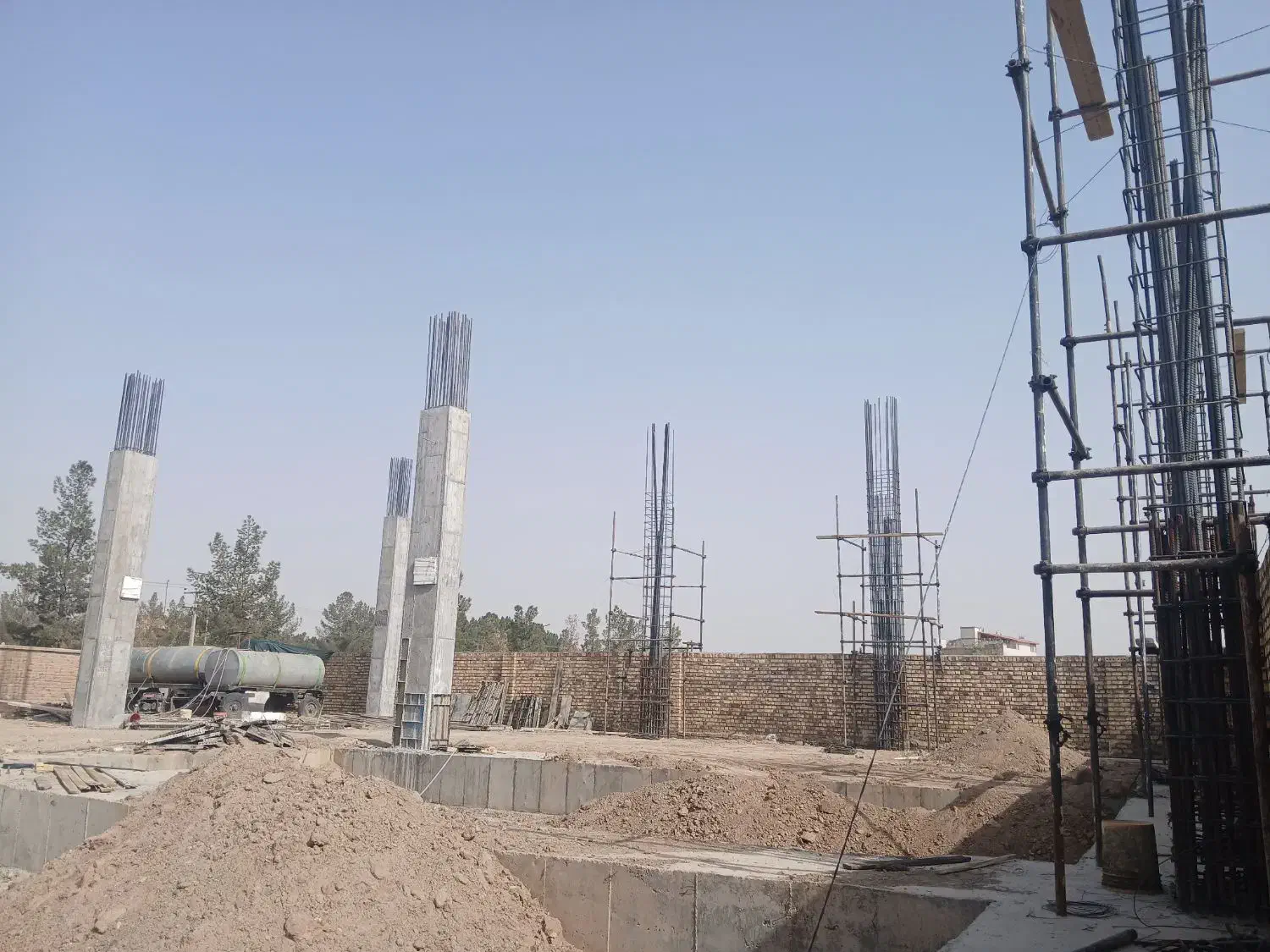 ارماتور و قالب بندی رضائیان|خدمات پیشه و مهارت|گناباد, |دیوار